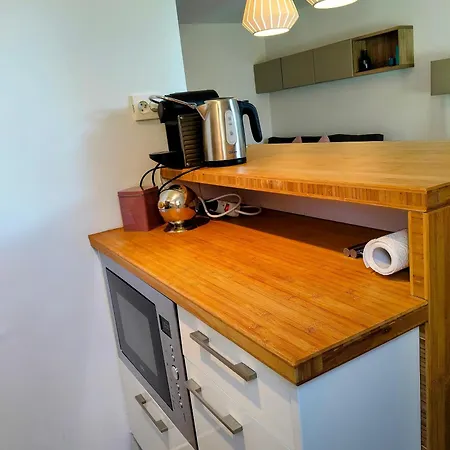 Ravissant Avec Jardin, Refait A Neuf, 2 A 5 Pers *