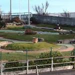 Ravissant Avec Jardin, Refait A Neuf, 2 A 5 Pers
