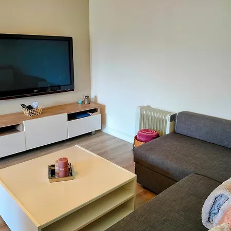 Ravissant Avec Jardin, Refait A Neuf, 2 A 5 Pers * Кабур