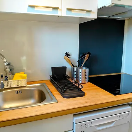 Ravissant Avec Jardin, Refait A Neuf, 2 A 5 Pers