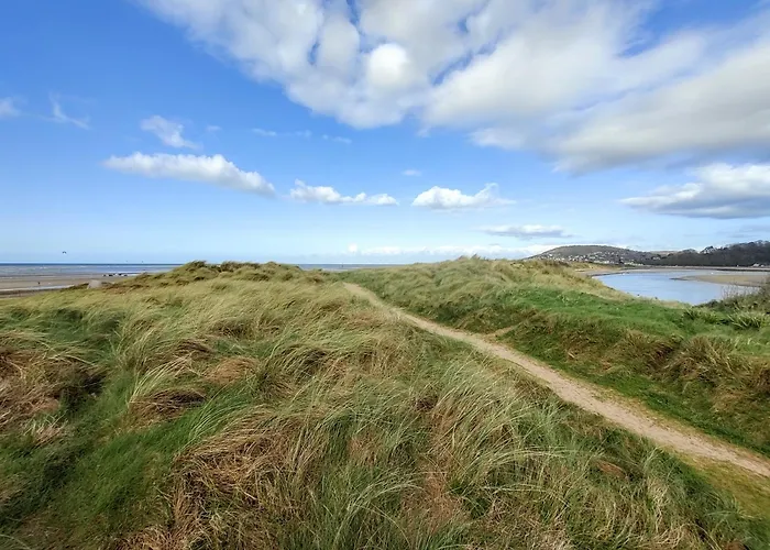 Ravissant Avec Jardin, Refait à Neuf, 2 à 5 Pers * Cabourg
