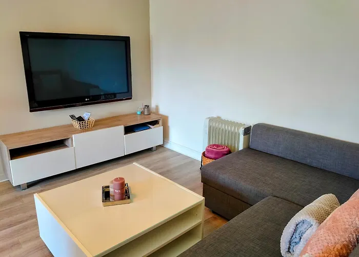 Ravissant Avec Jardin, Refait à Neuf, 2 à 5 Pers * Cabourg